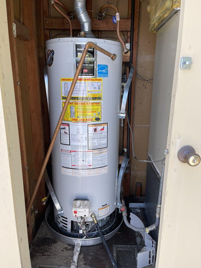 Illustration showcasing a range of hot water heater models, providing options for replacement in Los Altos Hills