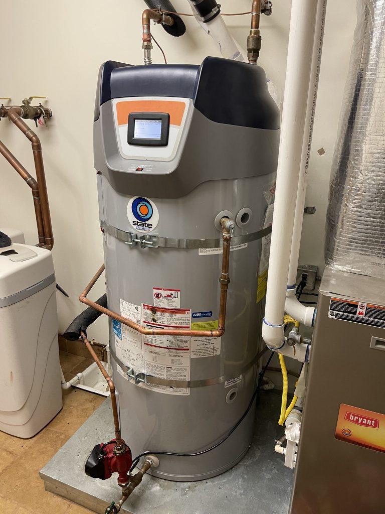 East Palo Alto home with new water heater installed by our top-notch replacement service