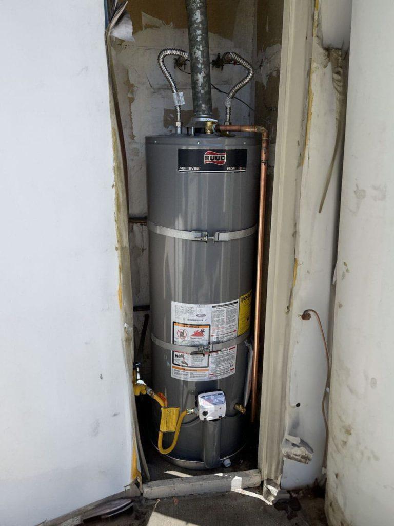 Unleash the power of warmth with United Plumbing's Electric Hot Water Heater service in Los Gatos