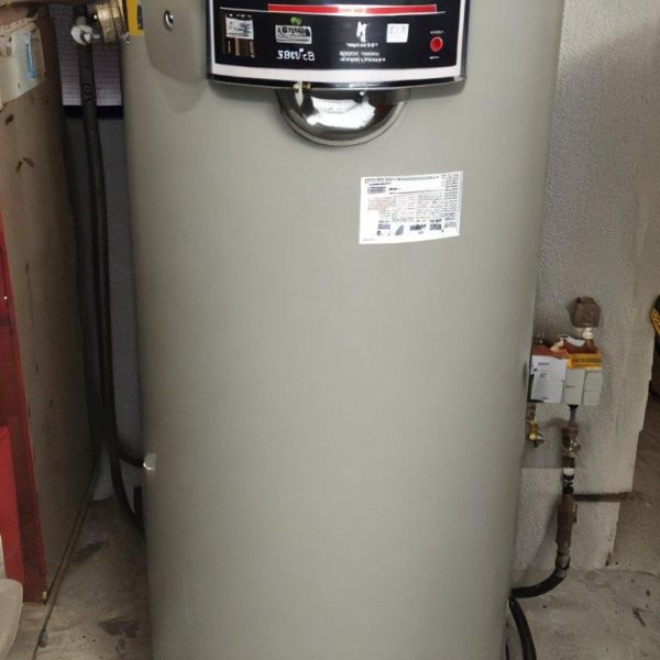 Elevate your home comfort with United Plumbing's 40-gallon gas water heater in Milpitas