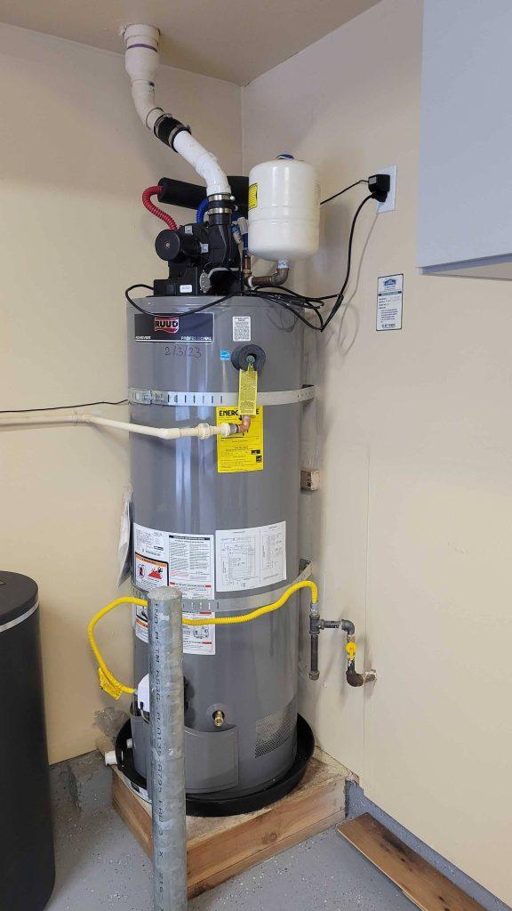 Image of a state-of-the-art water heater installed in a Palo Alto home, showcasing our excellent replacement service