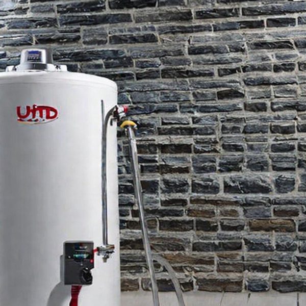 Water heater system installed in a Saratoga residence